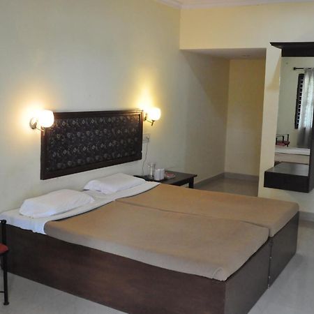 Radiant Resort Bangalore Eksteriør bilde