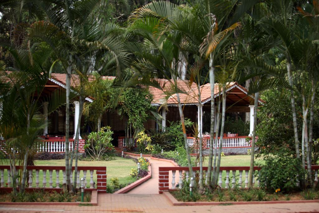 Radiant Resort Bangalore Eksteriør bilde