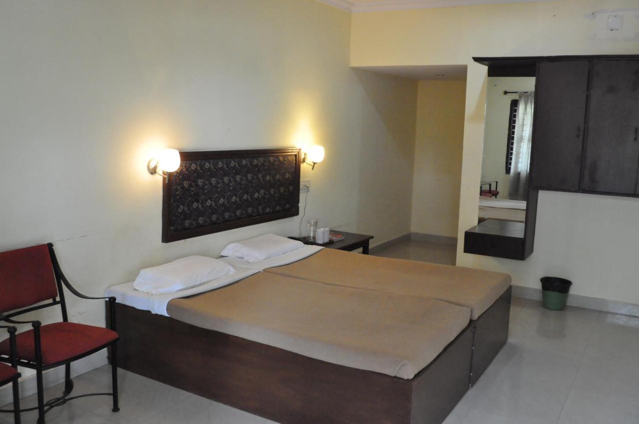 Radiant Resort Bangalore Eksteriør bilde